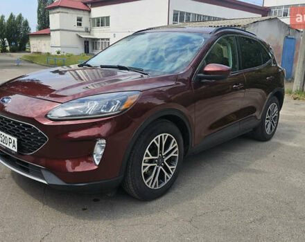 Красный Форд Эскейп, объемом двигателя 1.5 л и пробегом 13 тыс. км за 25000 $, фото 4 на Automoto.ua