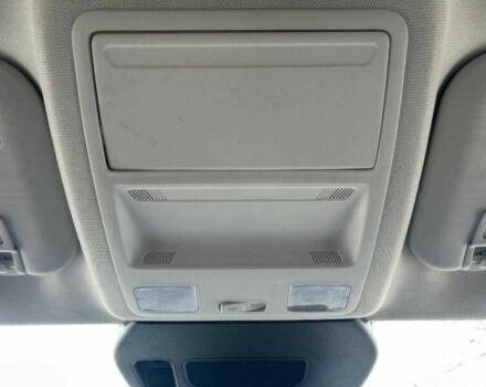 Красный Форд Эскейп, объемом двигателя 2 л и пробегом 18 тыс. км за 13200 $, фото 7 на Automoto.ua