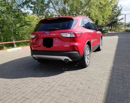 Красный Форд Эскейп, объемом двигателя 2 л и пробегом 93 тыс. км за 15700 $, фото 3 на Automoto.ua