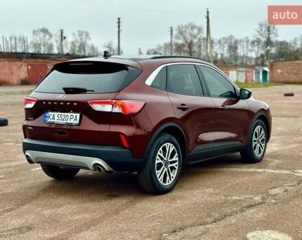 Красный Форд Эскейп, объемом двигателя 1.5 л и пробегом 14 тыс. км за 17900 $, фото 3 на Automoto.ua