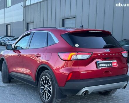 Красный Форд Эскейп, объемом двигателя 2.5 л и пробегом 68 тыс. км за 24590 $, фото 1 на Automoto.ua