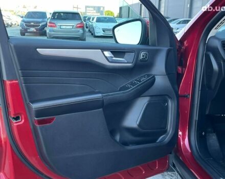 Красный Форд Эскейп, объемом двигателя 2.5 л и пробегом 68 тыс. км за 24590 $, фото 5 на Automoto.ua