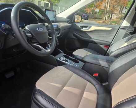 Червоний Форд Ескейп, об'ємом двигуна 2 л та пробігом 14 тис. км за 11300 $, фото 8 на Automoto.ua