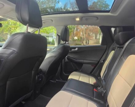 Червоний Форд Ескейп, об'ємом двигуна 2 л та пробігом 14 тис. км за 11300 $, фото 11 на Automoto.ua