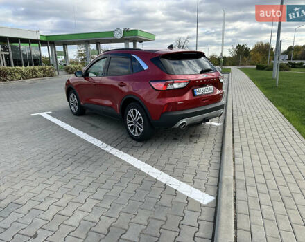 Червоний Форд Ескейп, об'ємом двигуна 2 л та пробігом 49 тис. км за 21000 $, фото 3 на Automoto.ua