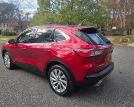 Червоний Форд Ескейп, об'ємом двигуна 2 л та пробігом 14 тис. км за 11300 $, фото 4 на Automoto.ua