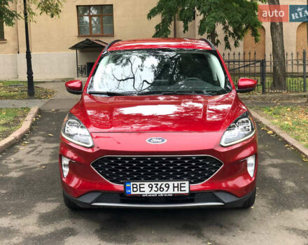 Червоний Форд Ескейп, об'ємом двигуна 2 л та пробігом 38 тис. км за 21490 $, фото 2 на Automoto.ua