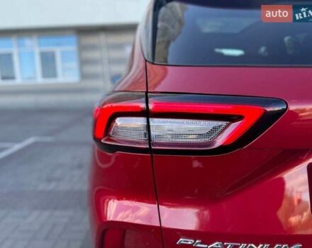 Червоний Форд Ескейп, об'ємом двигуна 2 л та пробігом 40 тис. км за 25500 $, фото 4 на Automoto.ua