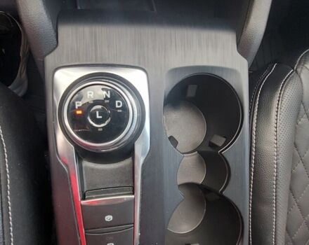 Червоний Форд Ескейп, об'ємом двигуна 2 л та пробігом 19 тис. км за 24000 $, фото 8 на Automoto.ua