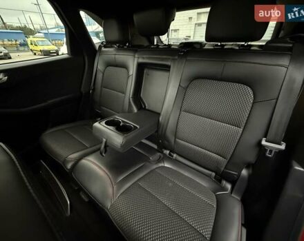 Красный Форд Эскейп, объемом двигателя 2.49 л и пробегом 5 тыс. км за 27000 $, фото 11 на Automoto.ua