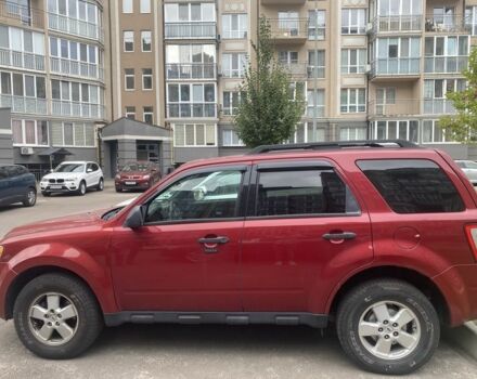 Червоний Форд Ескейп, об'ємом двигуна 3 л та пробігом 242 тис. км за 8900 $, фото 1 на Automoto.ua
