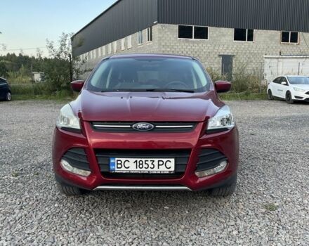 Красный Форд Эскейп, объемом двигателя 2 л и пробегом 202 тыс. км за 9450 $, фото 1 на Automoto.ua