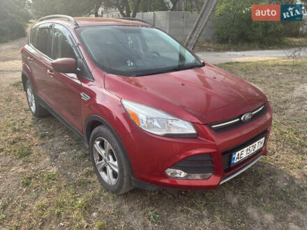 Форд Эскейп 2013 в Днепре (Днепропетровске) на Automoto.ua Красный Форд Эскейп, объемом двигателя 2 л и пробегом 186 тыс. км за 11200 $, фото 1 на Automoto.ua