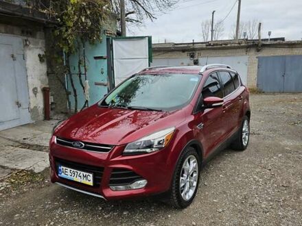 Форд Эскейп 2013 в Кривом Роге на Automoto.ua Красный Форд Эскейп, объемом двигателя 2 л и пробегом 181 тыс. км за 12200 $, фото 1 на Automoto.ua