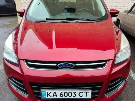 Красный Форд Эскейп, объемом двигателя 2 л и пробегом 178 тыс. км за 10999 $, фото 1 на Automoto.ua