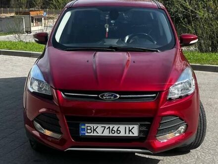 Форд Ескейп 2013 у Новояворівськ на Automoto.ua Червоний Форд Ескейп, об'ємом двигуна 2 л та пробігом 271 тис. км за 9999 $, фото 1 на Automoto.ua
