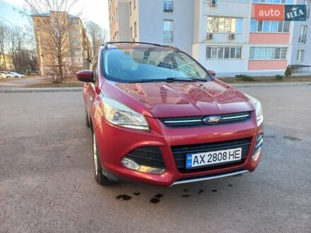 Форд Эскейп 2013 в Харькове на Automoto.ua Красный Форд Эскейп, объемом двигателя 2 л и пробегом 236 тыс. км за 9800 $, фото 1 на Automoto.ua