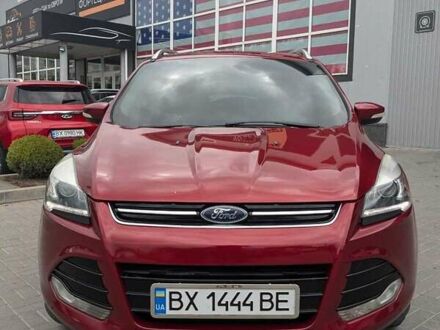 Красный Форд Эскейп, объемом двигателя 2 л и пробегом 218 тыс. км за 11999 $, фото 1 на Automoto.ua