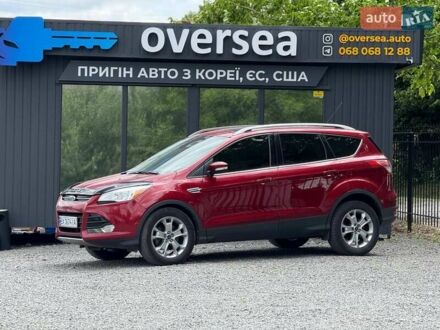 Форд Эскейп 2014 в Хмельницком на Automoto.ua Красный Форд Эскейп, объемом двигателя 2 л и пробегом 235 тыс. км за 11500 $, фото 1 на Automoto.ua