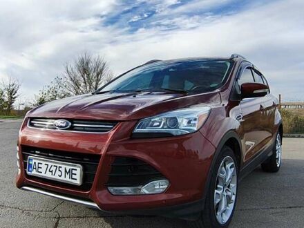 Красный Форд Эскейп, объемом двигателя 2 л и пробегом 159 тыс. км за 14950 $, фото 1 на Automoto.ua