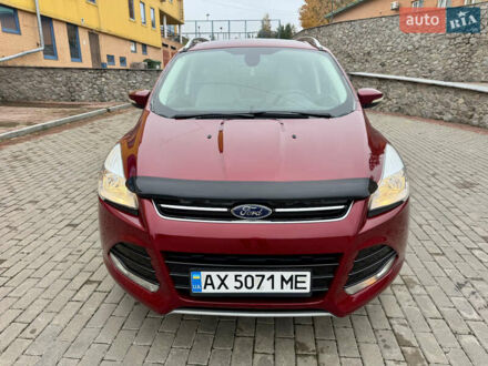 Форд Эскейп 2014 в Харькове на Automoto.ua Красный Форд Эскейп, объемом двигателя 2 л и пробегом 207 тыс. км за 12000 $, фото 1 на Automoto.ua
