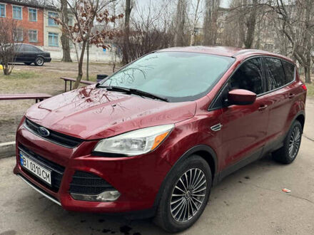Форд Ескейп 2015 у Кременчуге на Automoto.ua Червоний Форд Ескейп, об'ємом двигуна 2.49 л та пробігом 219 тис. км за 12000 $, фото 1 на Automoto.ua