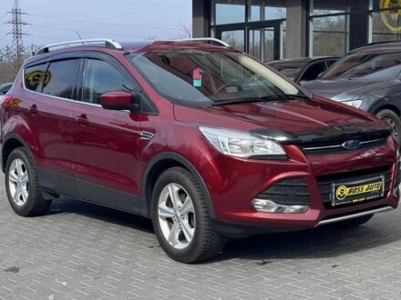 Форд Эскейп 2015 в Черновцах на Automoto.ua Красный Форд Эскейп, объемом двигателя 1.6 л и пробегом 163 тыс. км за 11000 $, фото 1 на Automoto.ua