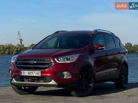 Червоний Форд Ескейп, об'ємом двигуна 2 л та пробігом 102 тис. км за 13700 $, фото 1 на Automoto.ua