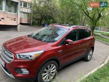 Форд Эскейп 2016 в Одессе на Automoto.ua Красный Форд Эскейп, объемом двигателя 2 л и пробегом 101 тыс. км за 15500 $, фото 1 на Automoto.ua