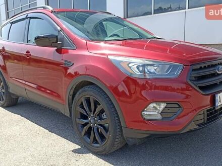 Форд Эскейп 2016 в Белой Церкве на Automoto.ua Красный Форд Эскейп, объемом двигателя 1.5 л и пробегом 127 тыс. км за 14100 $, фото 1 на Automoto.ua