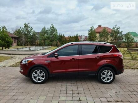Форд Эскейп 2016 в Киеве на Automoto.ua Красный Форд Эскейп, объемом двигателя 2 л и пробегом 83 тыс. км за 16300 $, фото 1 на Automoto.ua