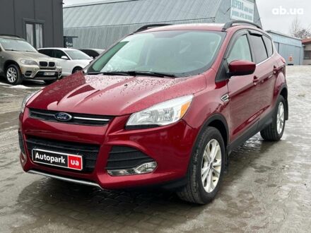 Форд Эскейп 2016 в Львове на Automoto.ua Красный Форд Эскейп, объемом двигателя 2 л и пробегом 140 тыс. км за 11990 $, фото 1 на Automoto.ua