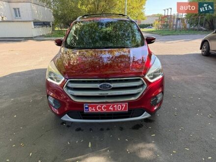 Красный Форд Эскейп, объемом двигателя 2 л и пробегом 240 тыс. км за 12500 $, фото 1 на Automoto.ua