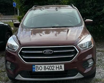 Червоний Форд Ескейп, об'ємом двигуна 1.5 л та пробігом 92 тис. км за 12600 $, фото 1 на Automoto.ua