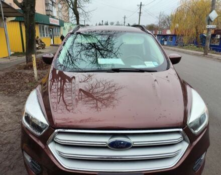 Красный Форд Эскейп, объемом двигателя 0 л и пробегом 200 тыс. км за 12500 $, фото 1 на Automoto.ua