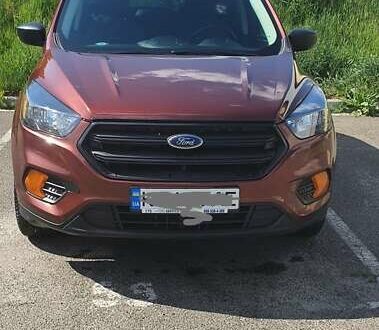 Форд Эскейп 2018 в Киеве на Automoto.ua Красный Форд Эскейп, объемом двигателя 0 л и пробегом 187 тыс. км за 11000 $, фото 1 на Automoto.ua