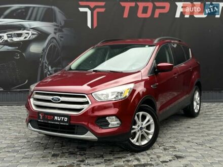 Красный Форд Эскейп, объемом двигателя 1.5 л и пробегом 160 тыс. км за 11900 $, фото 1 на Automoto.ua