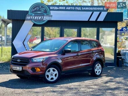 Форд Эскейп 2018 в Киеве на Automoto.ua Красный Форд Эскейп, объемом двигателя 2.5 л и пробегом 201 тыс. км за 12500 $, фото 1 на Automoto.ua