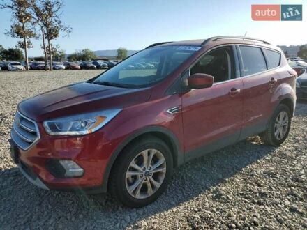 Форд Эскейп 2018 в Луцке на Automoto.ua Красный Форд Эскейп, объемом двигателя 1.5 л и пробегом 148 тыс. км за 1900 $, фото 1 на Automoto.ua