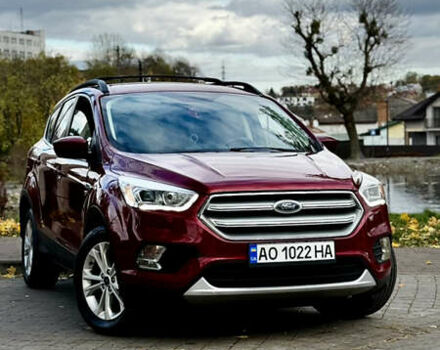 Форд Эскейп 2018 в Львове на Automoto.ua Красный Форд Эскейп, объемом двигателя 1.5 л и пробегом 105 тыс. км за 13300 $, фото 1 на Automoto.ua