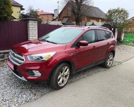 Красный Форд Эскейп, объемом двигателя 2 л и пробегом 76 тыс. км за 12500 $, фото 1 на Automoto.ua