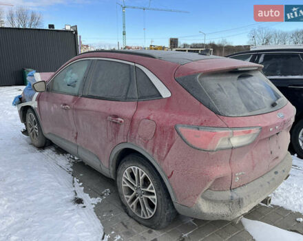 Красный Форд Эскейп, объемом двигателя 1.5 л и пробегом 57 тыс. км за 9950 $, фото 1 на Automoto.ua