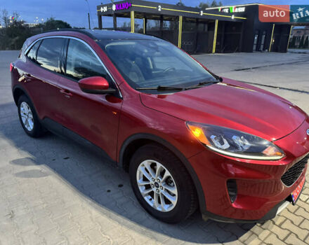 Форд Эскейп 2020 в Львове на Automoto.ua Красный Форд Эскейп, объемом двигателя 1.5 л и пробегом 53 тыс. км за 14800 $, фото 1 на Automoto.ua