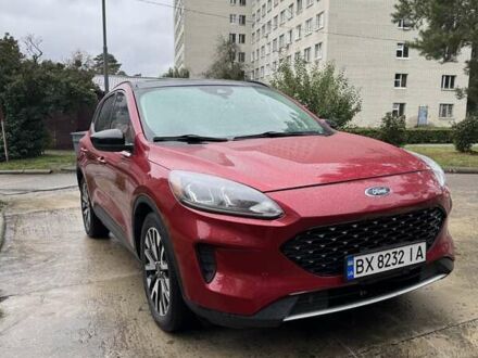 Форд Эскейп 2020 в Нетешине на Automoto.ua Красный Форд Эскейп, объемом двигателя 2.49 л и пробегом 132 тыс. км за 19350 $, фото 1 на Automoto.ua