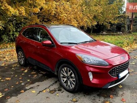 Форд Эскейп 2020 в Луцке на Automoto.ua Красный Форд Эскейп, объемом двигателя 2 л и пробегом 71 тыс. км за 22500 $, фото 1 на Automoto.ua