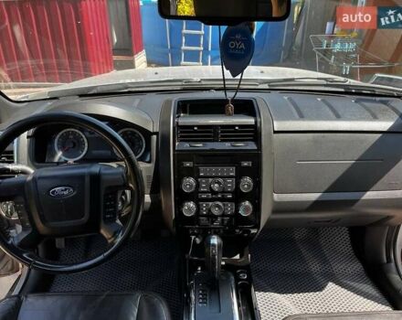 Форд Ескейп 2010 у Лубнах на Automoto.ua Форд Ескейп, об'ємом двигуна 3 л та пробігом 260 тис. км за 9400 $, фото 10 на Automoto.ua