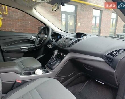 Форд Эскейп 2014 в Полтаве на Automoto.ua Форд Эскейп, объемом двигателя 2 л и пробегом 258 тыс. км за 8250 $, фото 5 на Automoto.ua