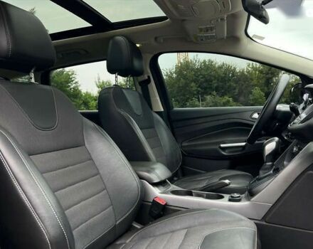 Форд Эскейп, объемом двигателя 2 л и пробегом 184 тыс. км за 13800 $, фото 8 на Automoto.ua