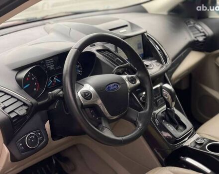 Форд Эскейп, объемом двигателя 2 л и пробегом 191 тыс. км за 12690 $, фото 9 на Automoto.ua