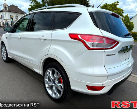 Форд Эскейп, объемом двигателя 2 л и пробегом 115 тыс. км за 9500 $, фото 3 на Automoto.ua